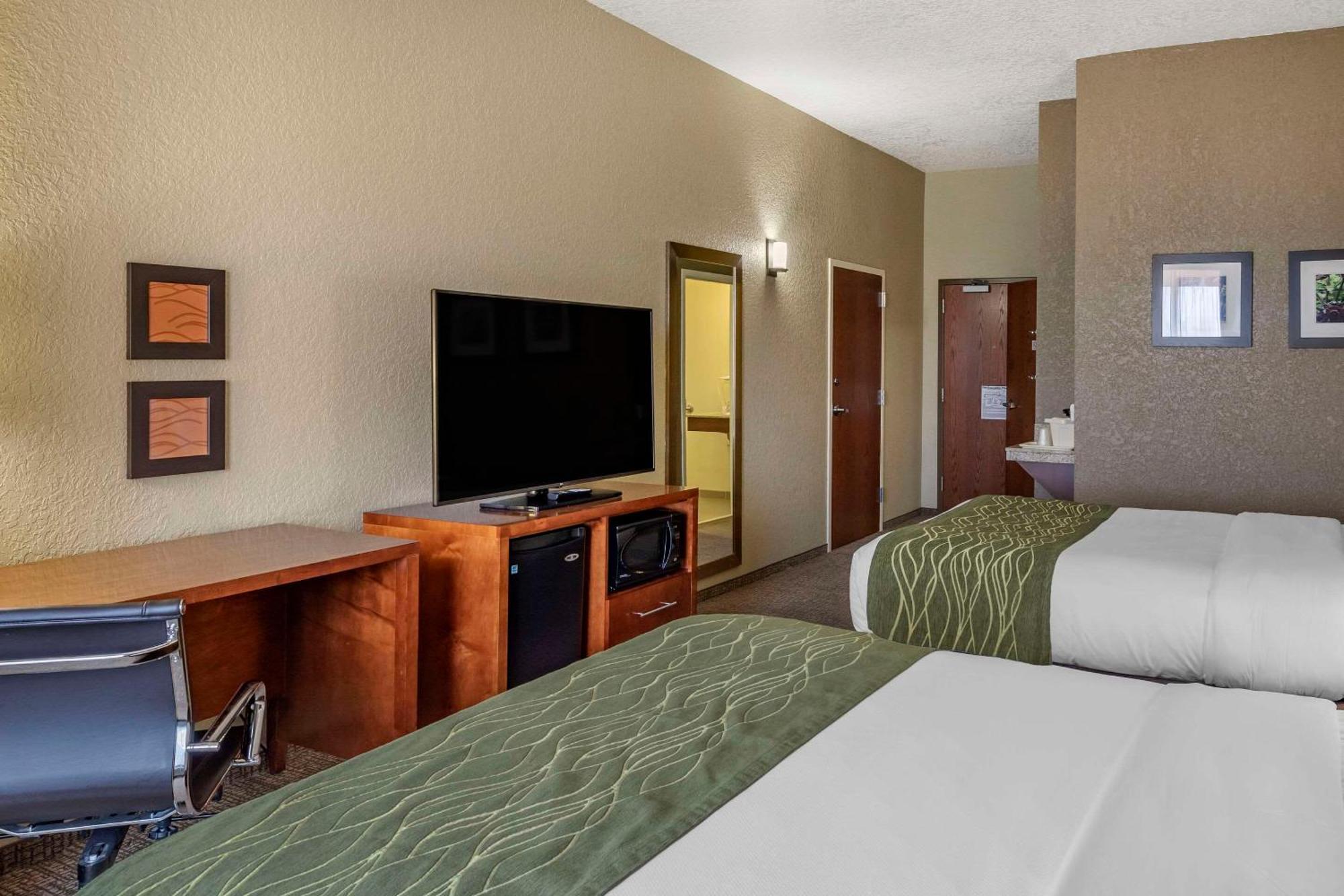 שאיין Comfort Inn & Suites מראה חיצוני תמונה